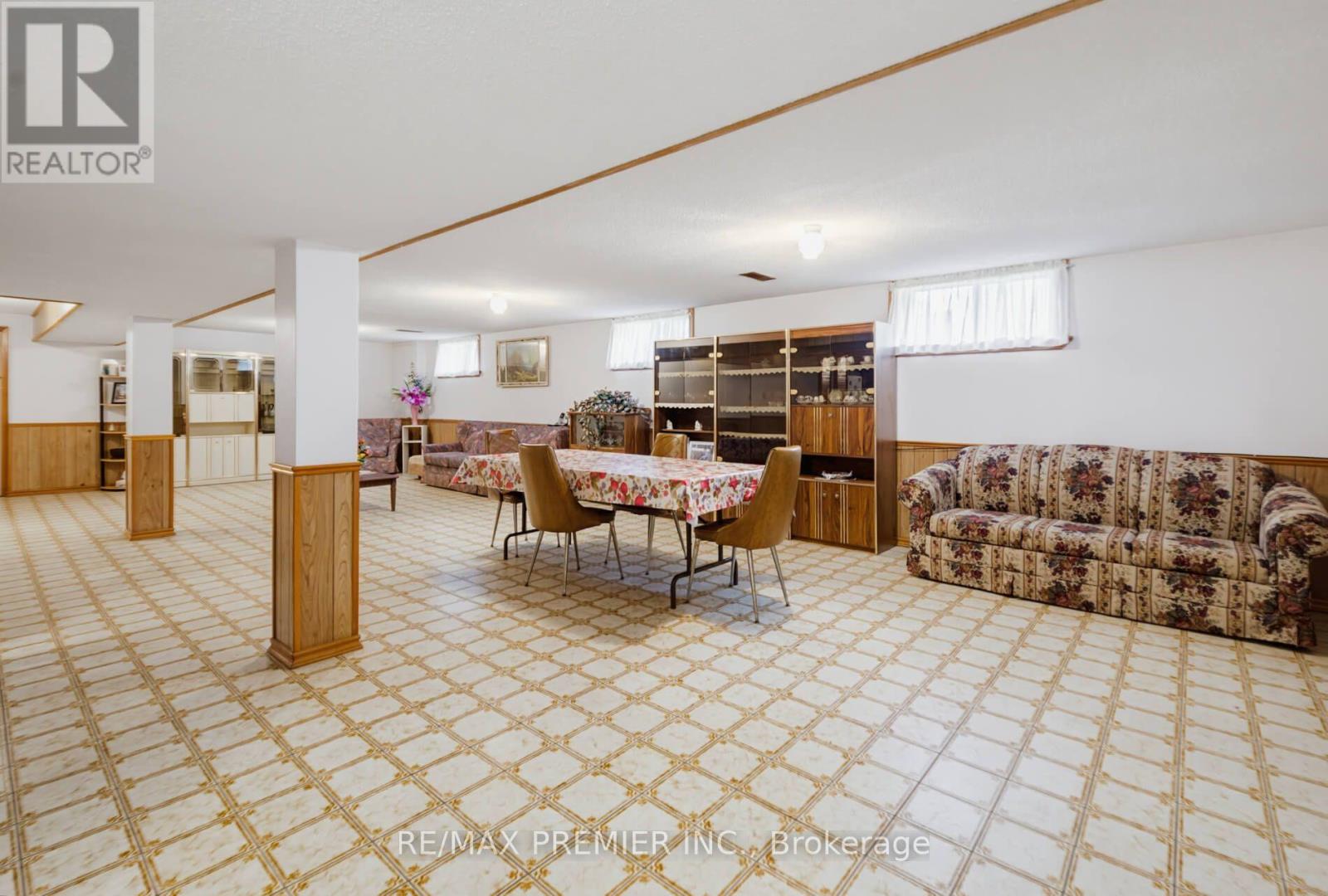 27 WHITFIELD AVENUE - 15
