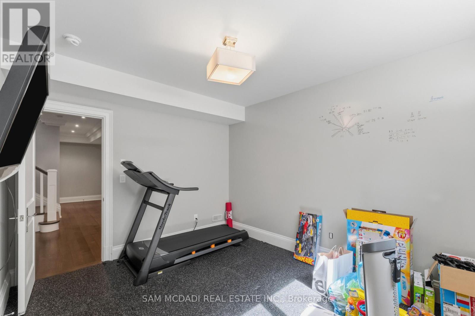 36 VERONICA DRIVE - Image 36