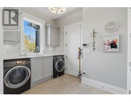 36 Veronica Drive, Mississauga, ON L5G2B2 Photo 18
