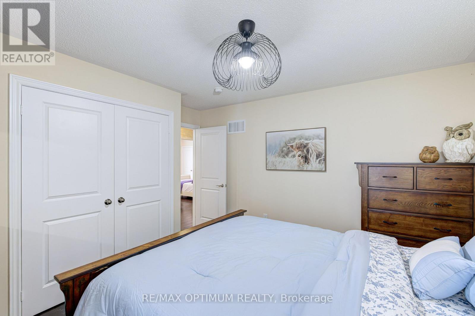 274 BUICK BOULEVARD - Image 28