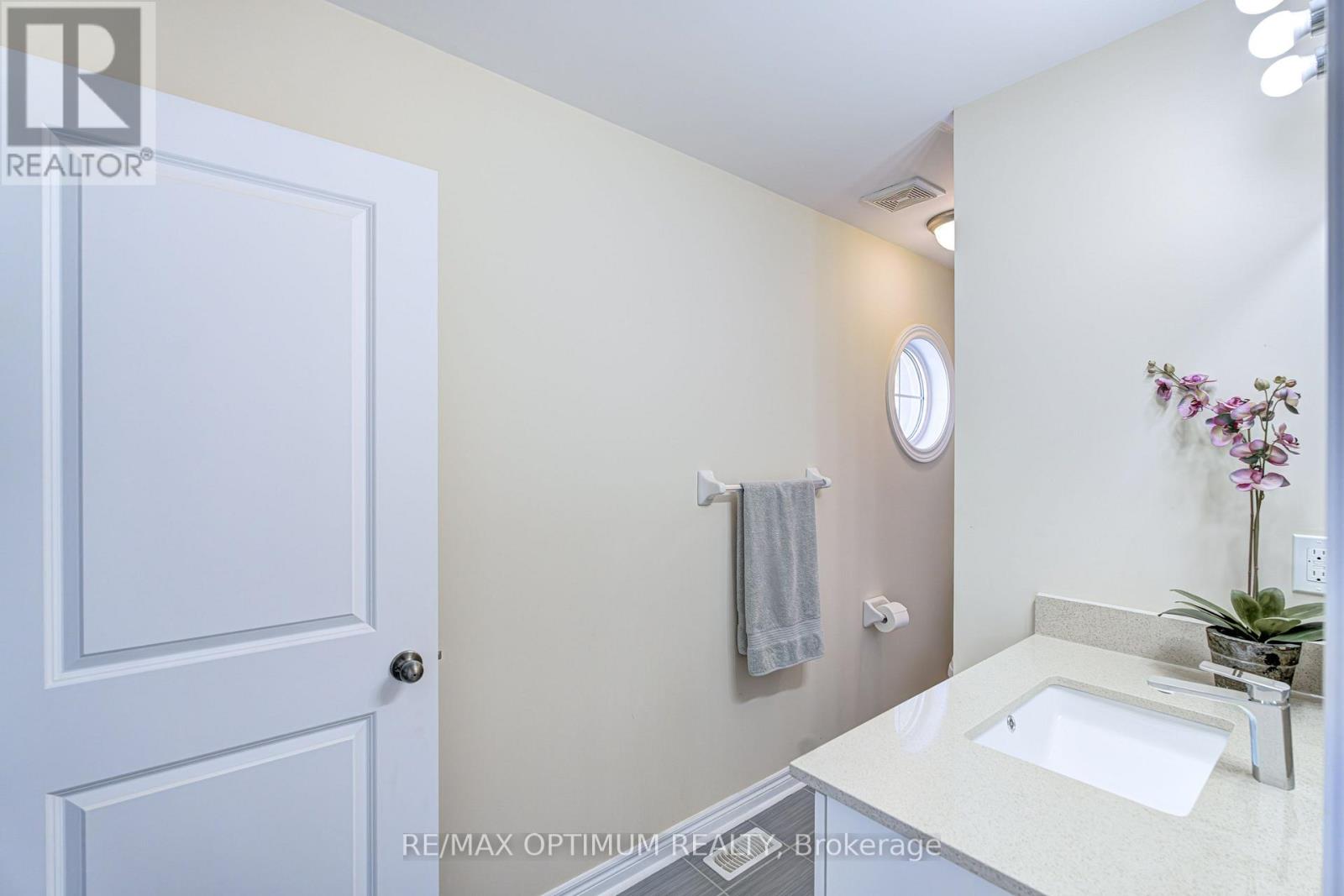 274 BUICK BOULEVARD - Image 33