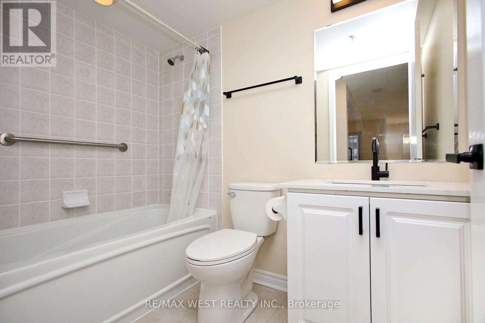 #1101 350 PRINCESS ROYAL DRIVE - Image 21