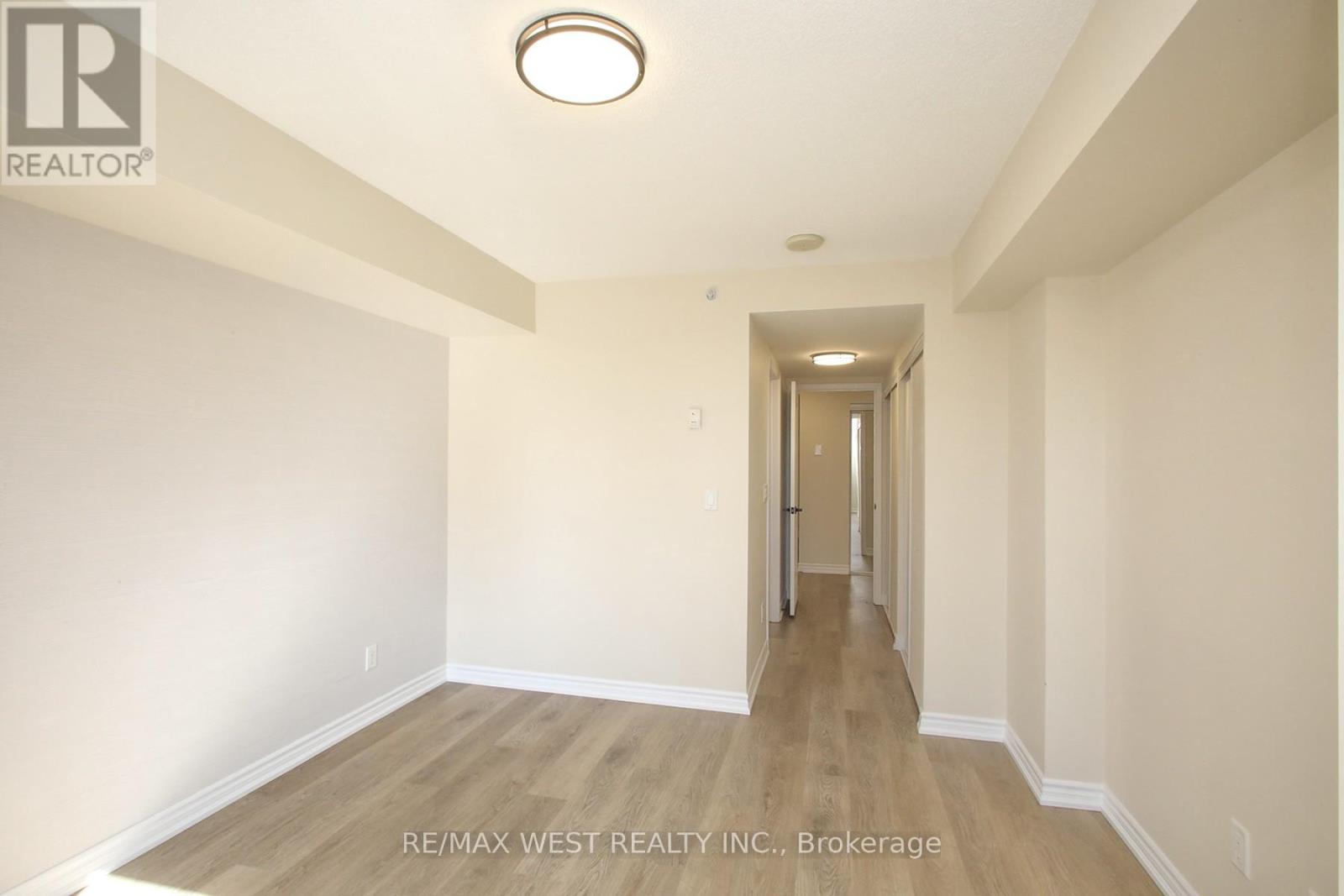 #1101 350 PRINCESS ROYAL DRIVE - Image 22