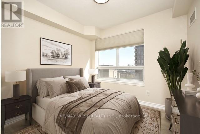 #1101 350 PRINCESS ROYAL DRIVE - Image 23
