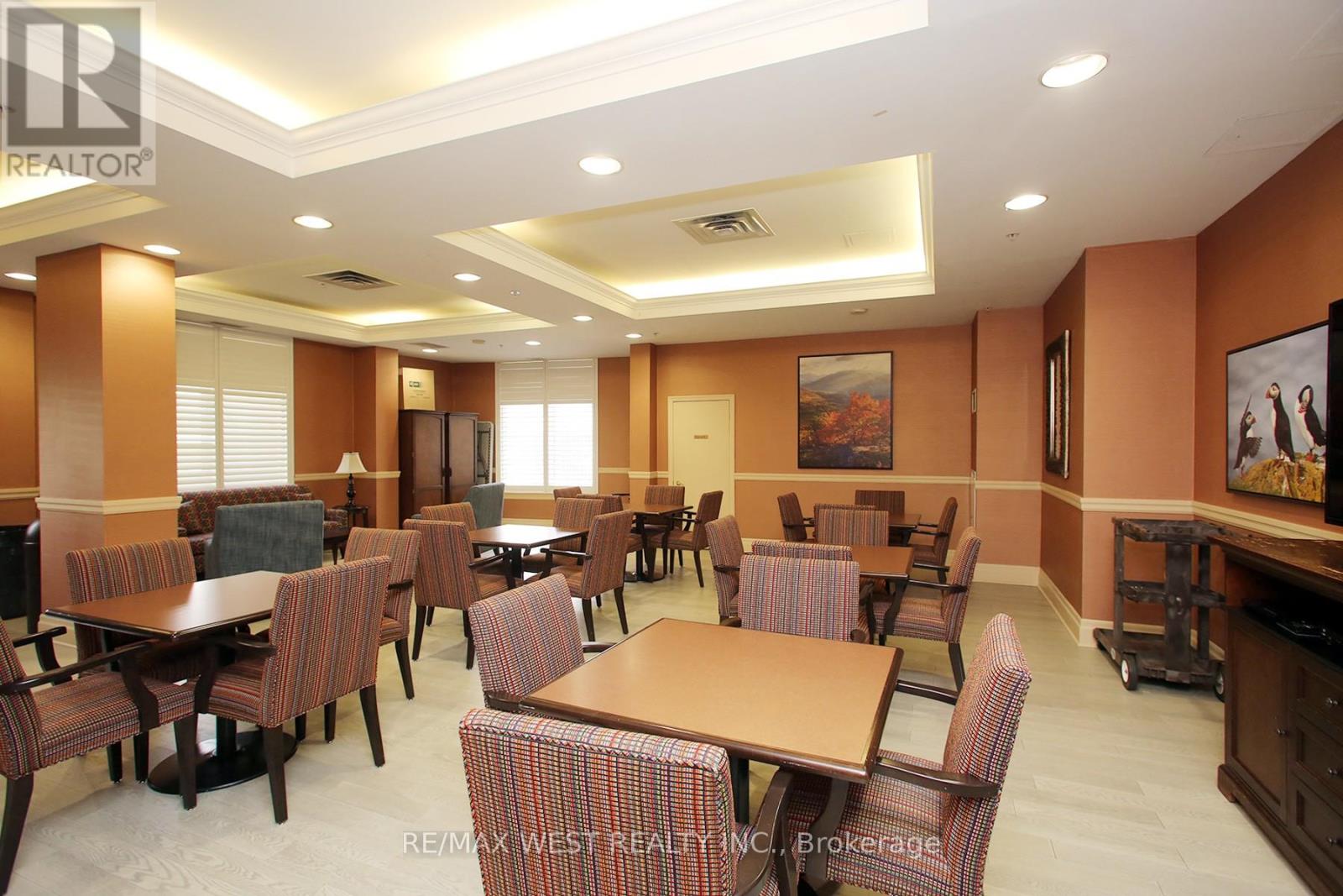 #1101 350 PRINCESS ROYAL DRIVE - Image 31