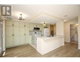 1101 - 350 Princess Royal Drive, Mississauga, ON L5B4N1 Photo 8
