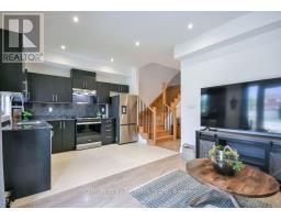 35 Pumpkin Corner Crescent, Barrie, ON L9J0T5 Photo 10