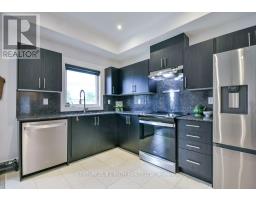 35 Pumpkin Corner Crescent, Barrie, ON L9J0T5 Photo 11