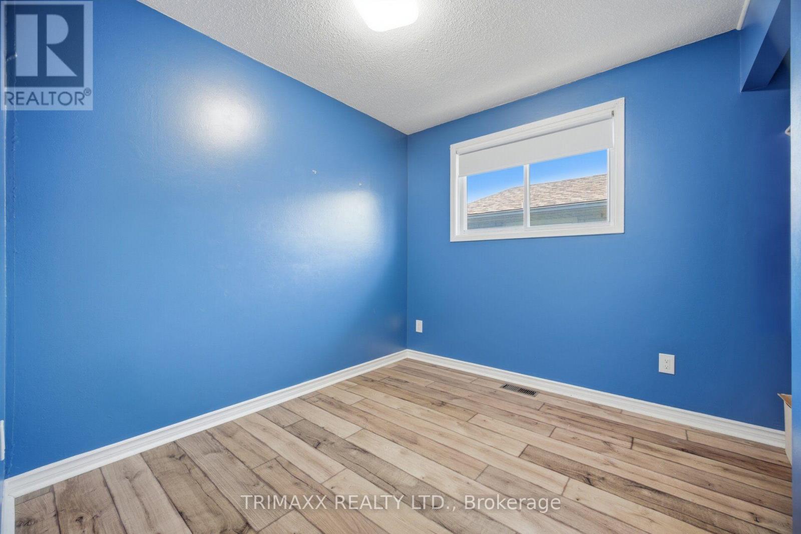 16 LORAINE DRIVE - Image 25
