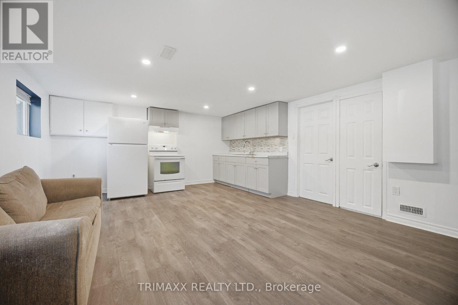 16 LORAINE DRIVE - Image 27
