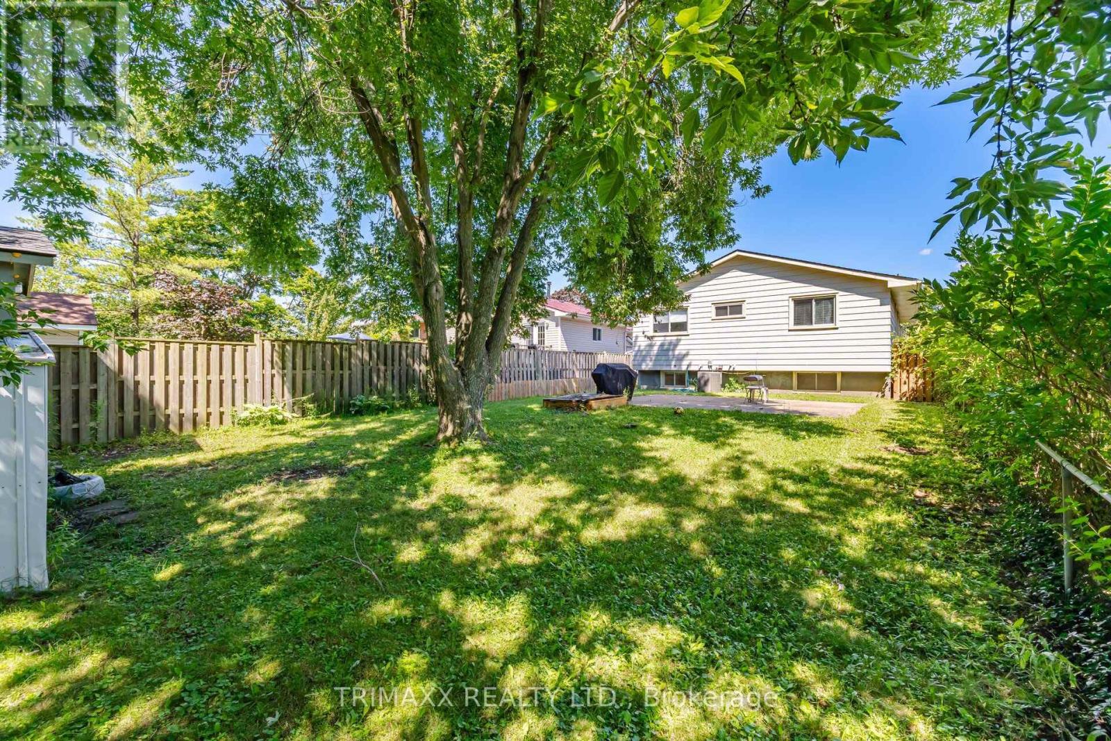16 LORAINE DRIVE - 36