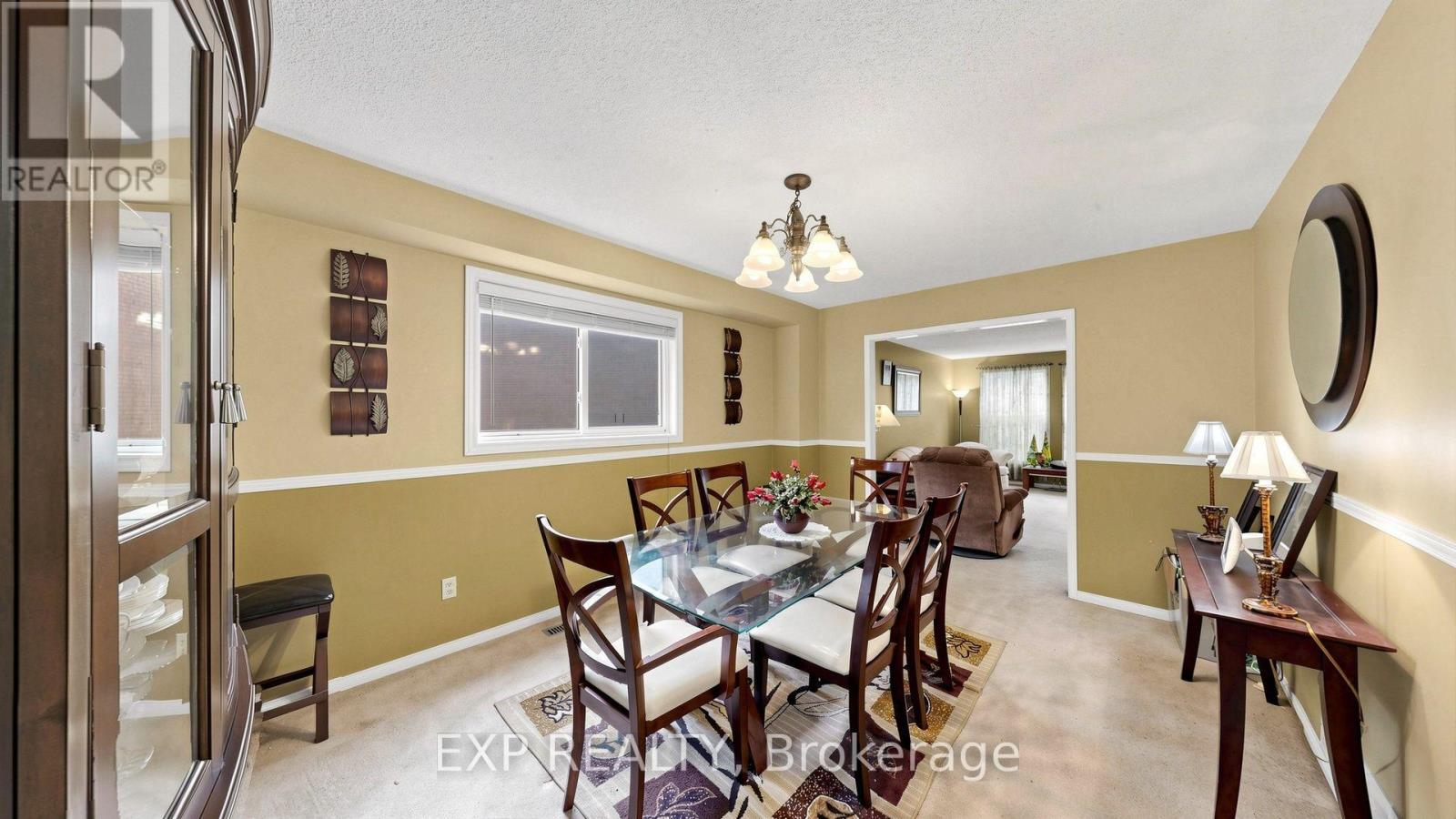 28 HURLBUT PLACE - 7