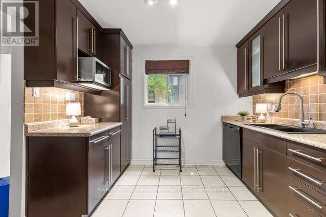 #28 474 SOUTHDALE ROAD E - 26