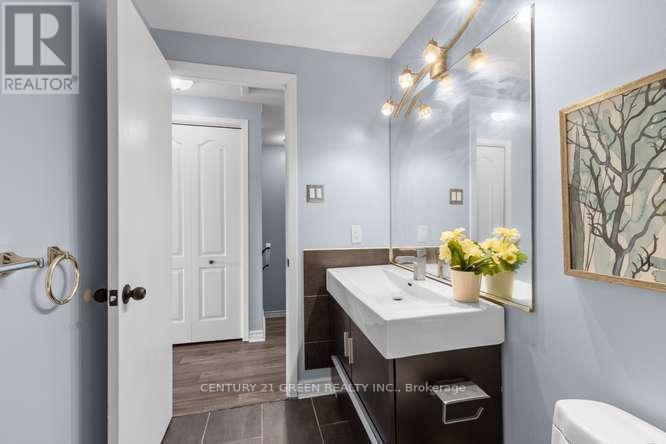 #28 474 SOUTHDALE ROAD E - 7