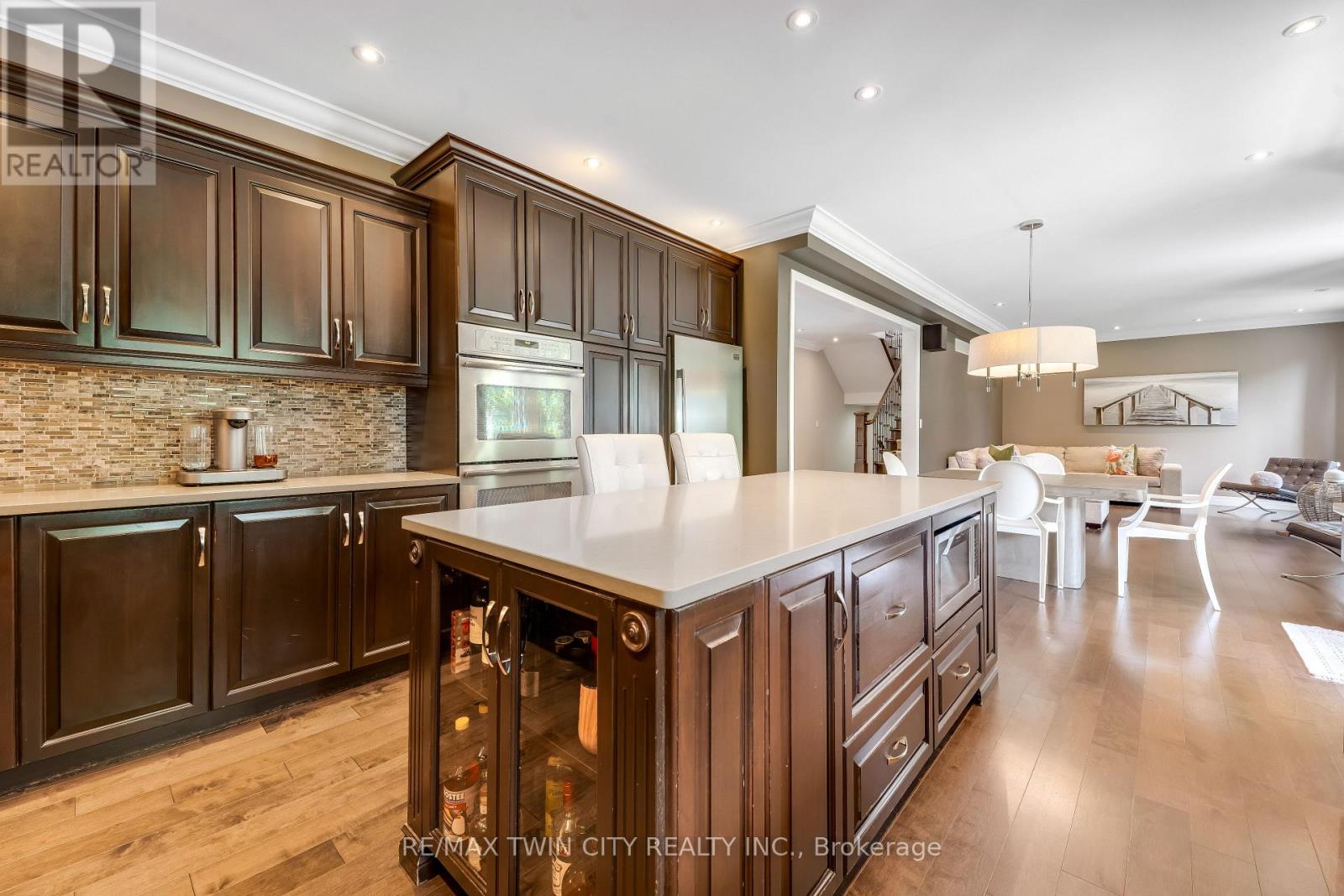 #3 258 EDGEWATER CRESCENT - Image 9