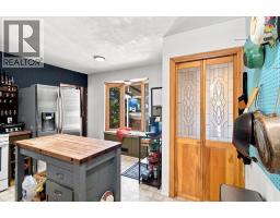 Bedroom - 1121 5 Avenue, Beaverlodge, AB T0H0C0 Photo 10