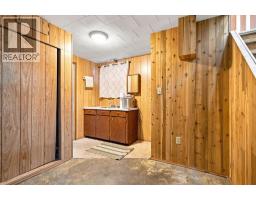 1121 5 Avenue, Beaverlodge, AB T0H0C0 Photo 21