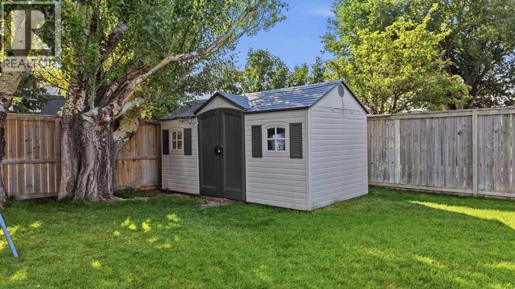 Listing photo – 7 Halman Crescent, Red Deer