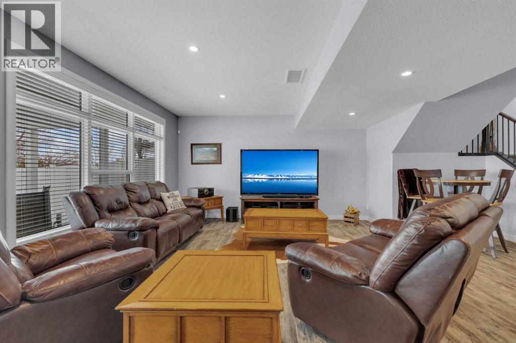 Listing photo – 5 Leonard Close, Sylvan Lake