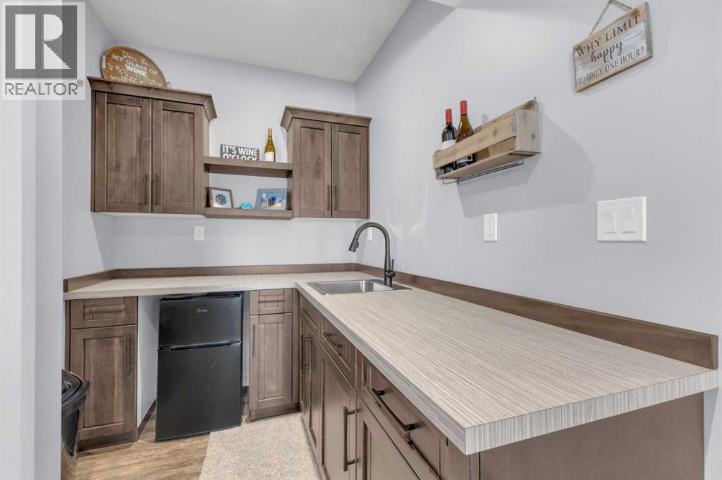 Listing photo – 5 Leonard Close, Sylvan Lake