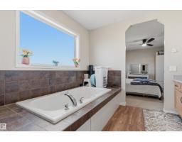 3760 12 St Nw, Edmonton, AB T6T0E5 Photo 31