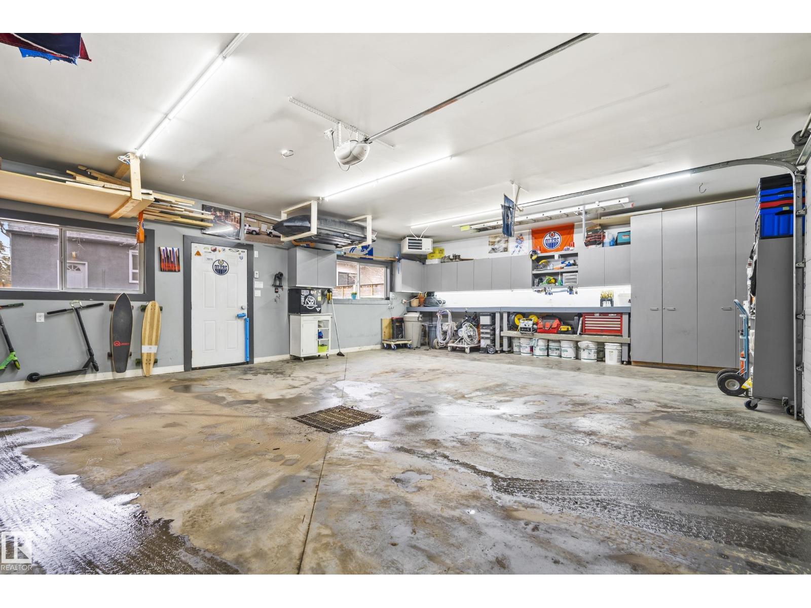 13519 110 A AV NW - 35