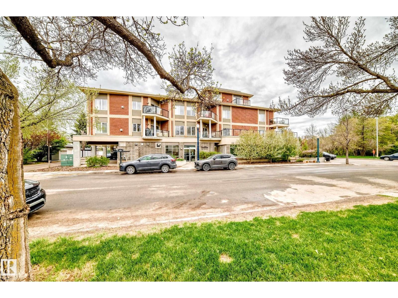 #211 9750 94 ST NW - 45
