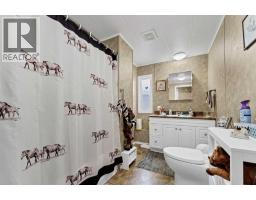 74, 4000 13 Avenue Se, Medicine Hat, AB T1B1J3 Photo 21