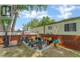74, 4000 13 Avenue Se, Medicine Hat, AB T1B1J3 Photo 37