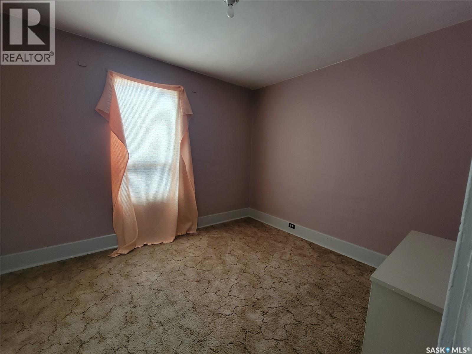 411 1st STREET W - 14
