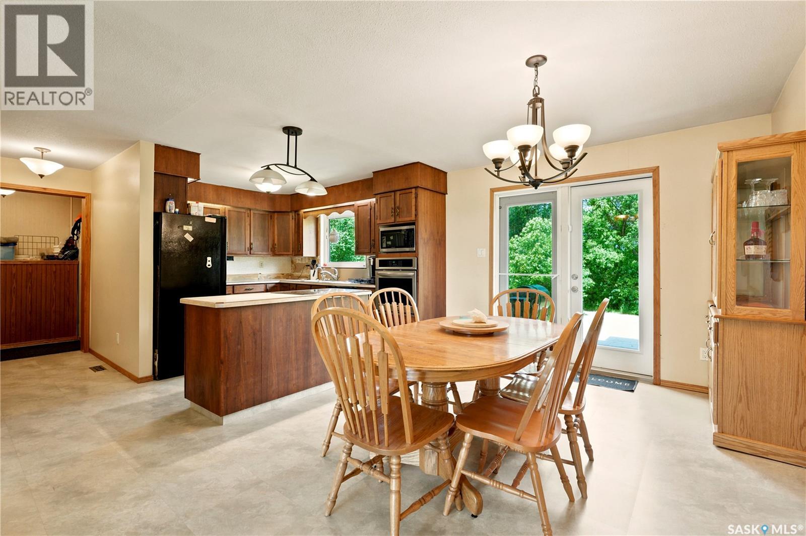 Domremy Acreage - Image 17