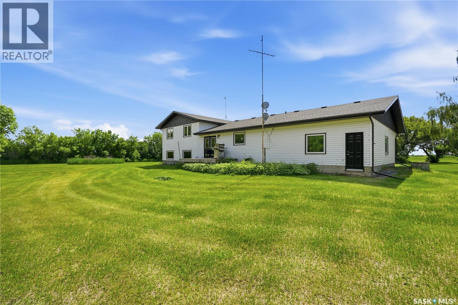 Domremy Acreage - Image 62