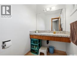 3210 Parliament Avenue, Regina, SK S4S2L8 Photo 17