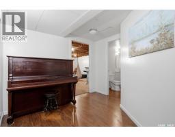 3210 Parliament Avenue, Regina, SK S4S2L8 Photo 28