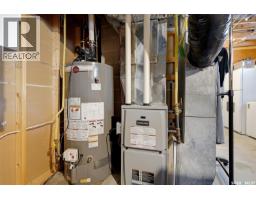 3210 Parliament Avenue, Regina, SK S4S2L8 Photo 36