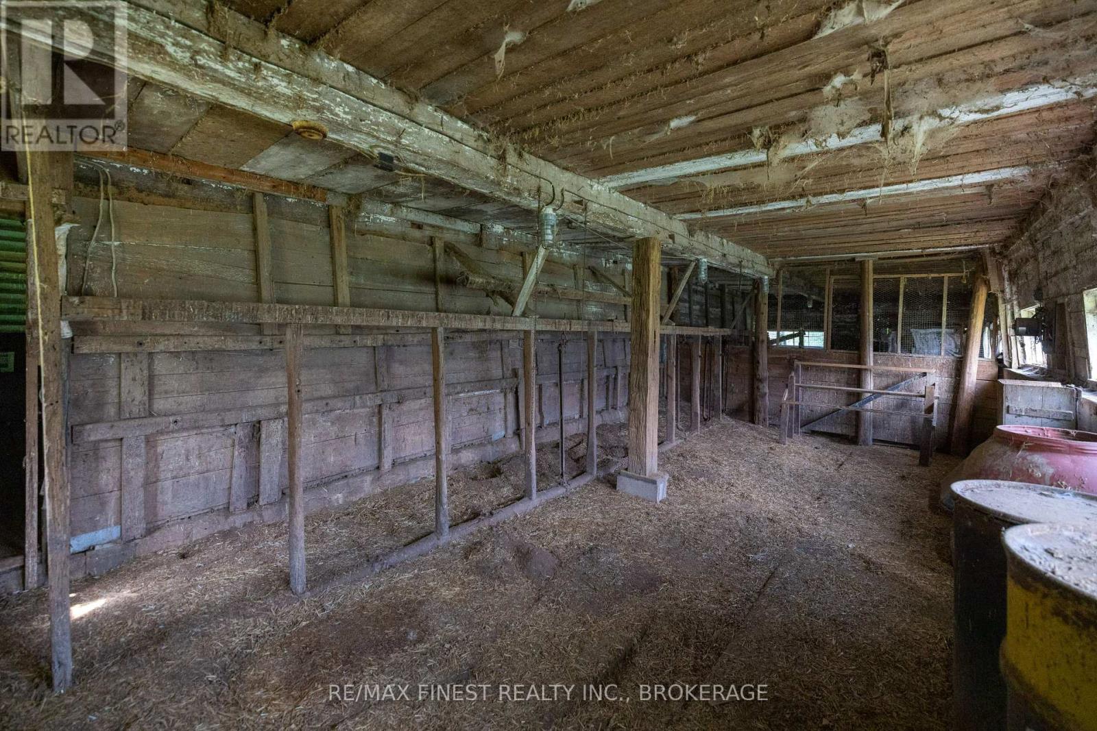 43 CLANCY ROAD - Image 35