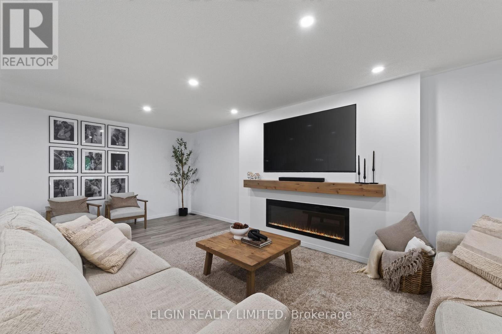 69 CARRIE CRESCENT - 10