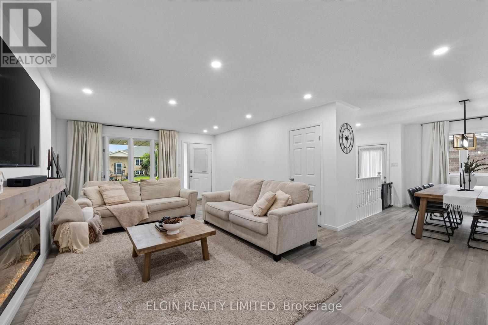 69 CARRIE CRESCENT - 13