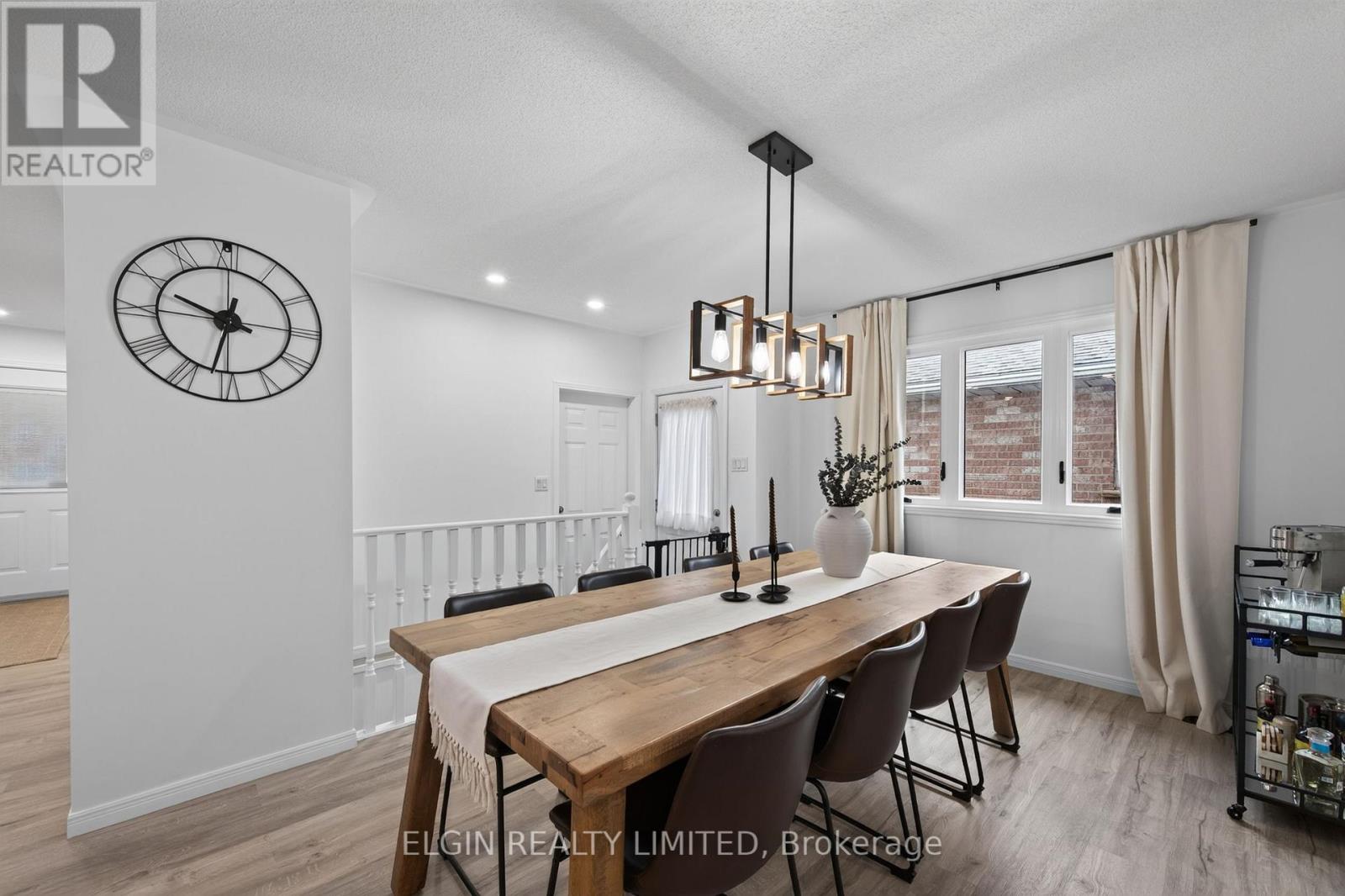 69 CARRIE CRESCENT - 14