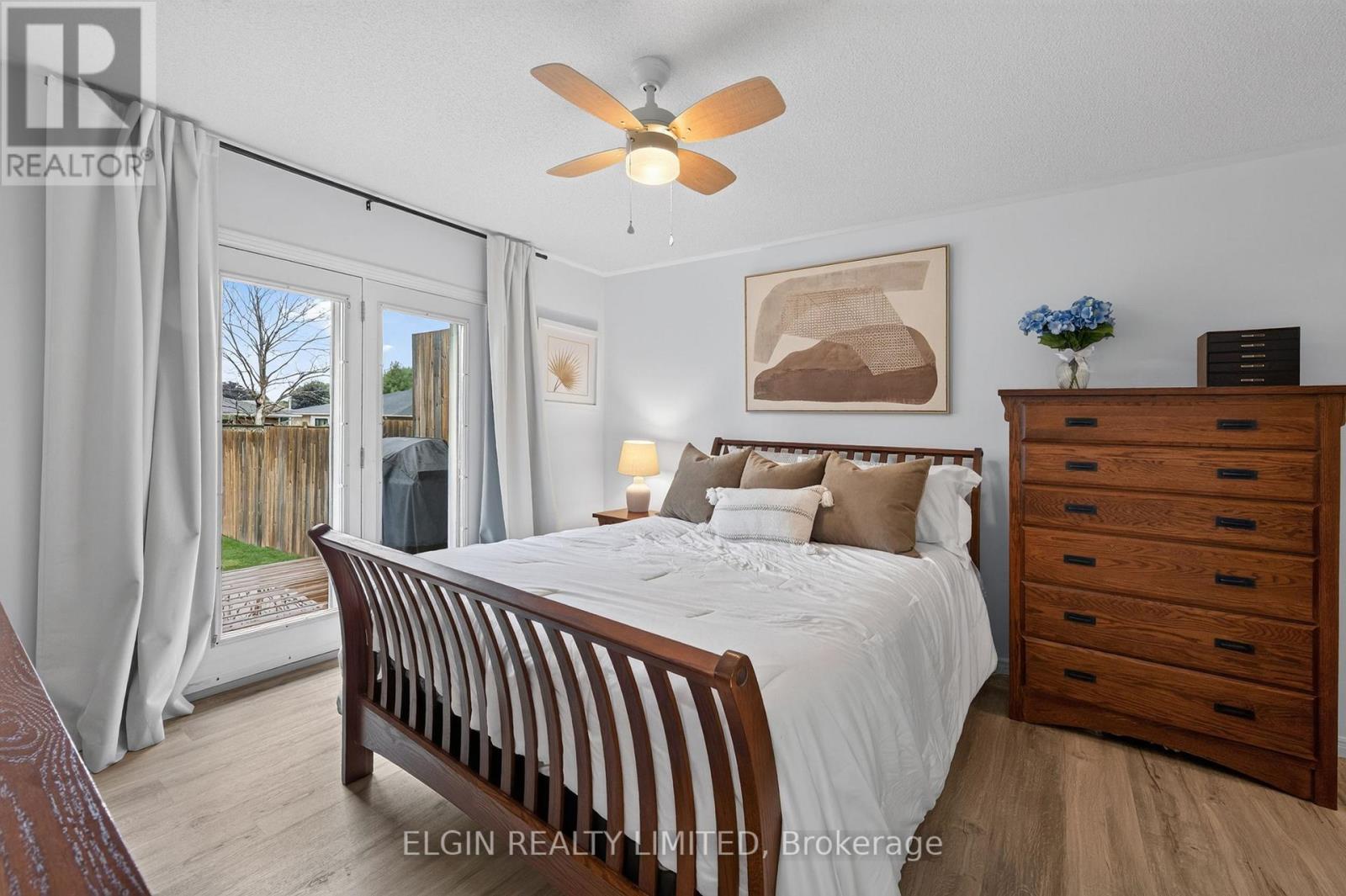 69 CARRIE CRESCENT - 22