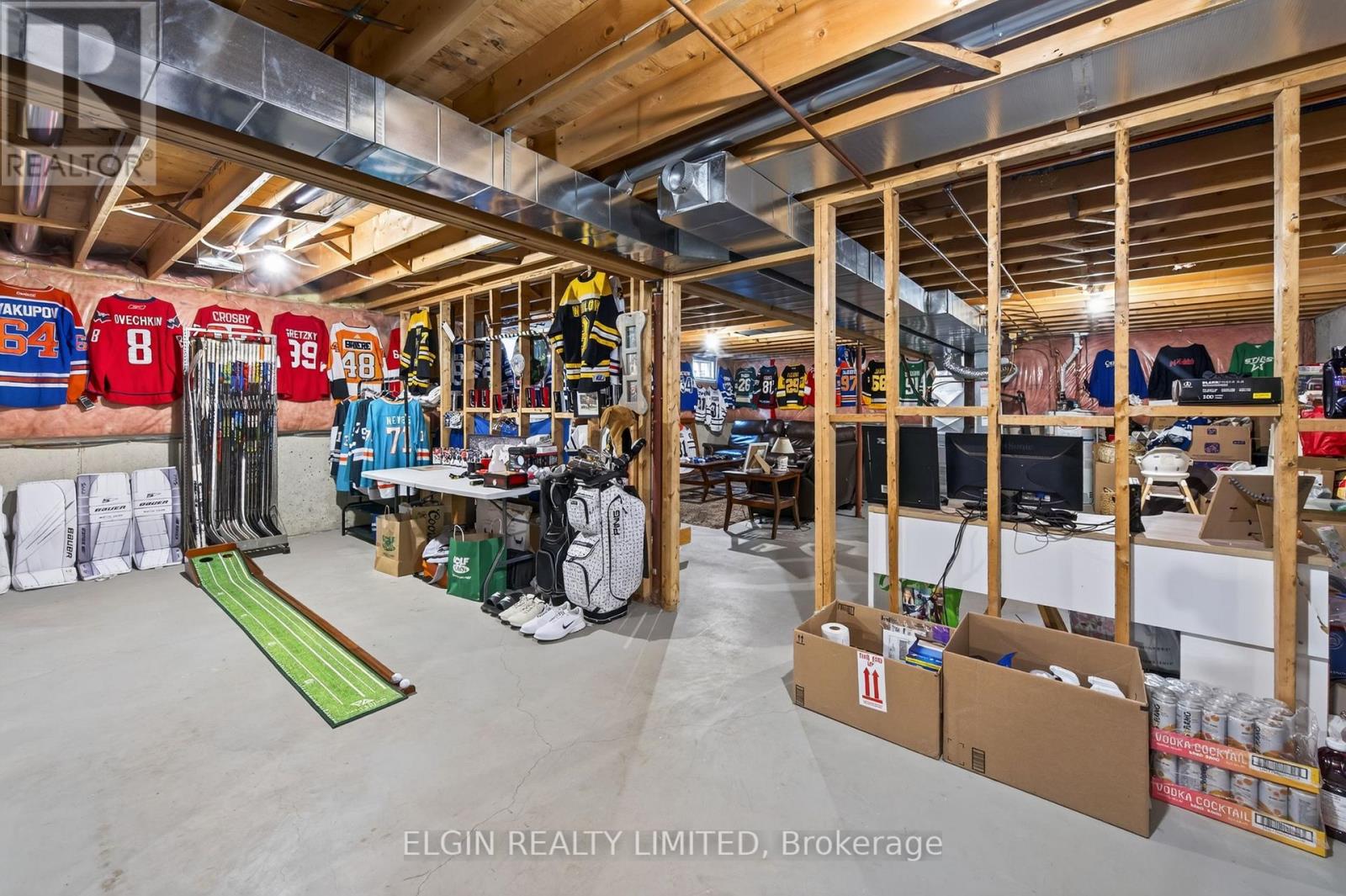 69 CARRIE CRESCENT - Image 30