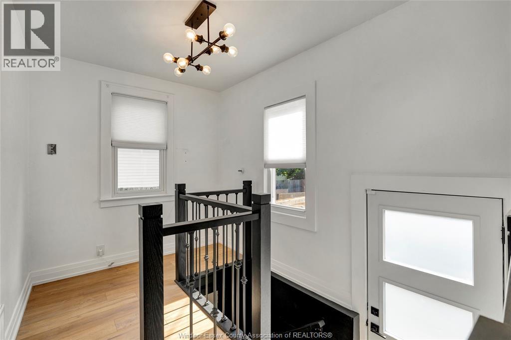 2329 MEIGHEN ROAD - 25