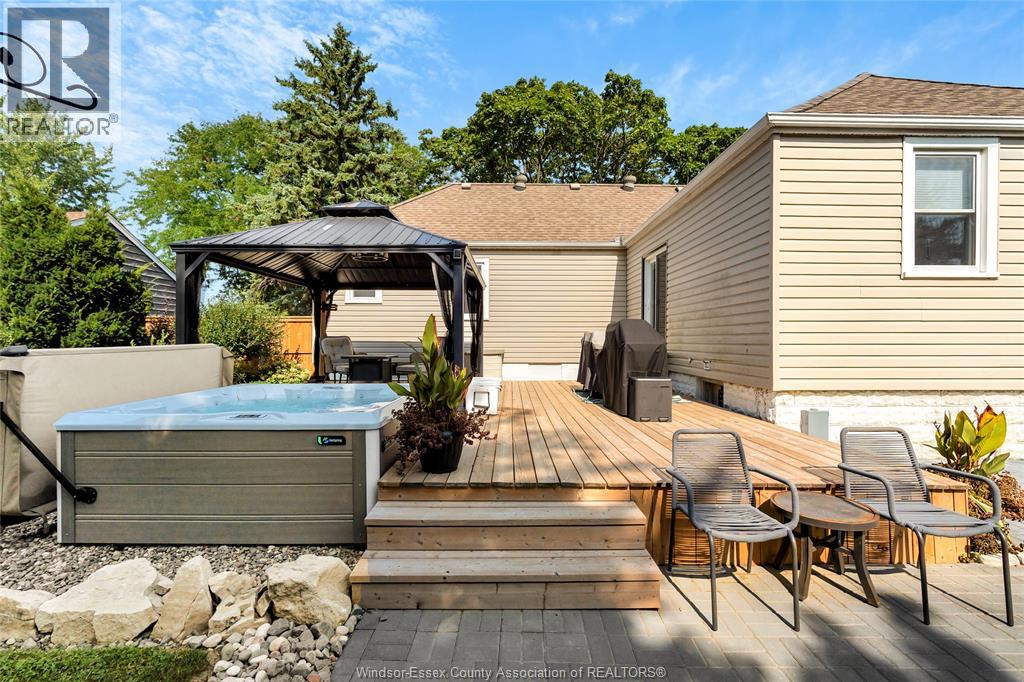 2329 MEIGHEN ROAD - 38