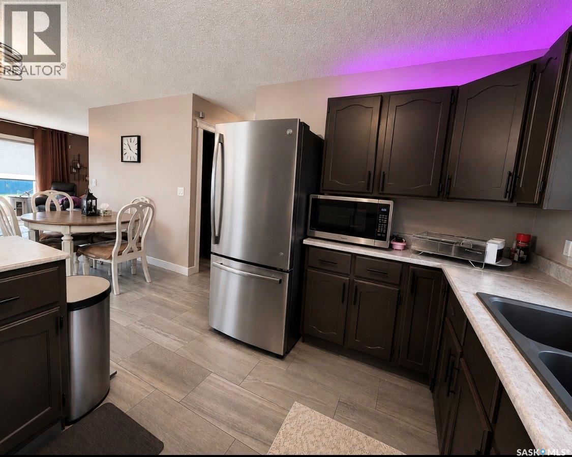 105 5th AVENUE - Image 6