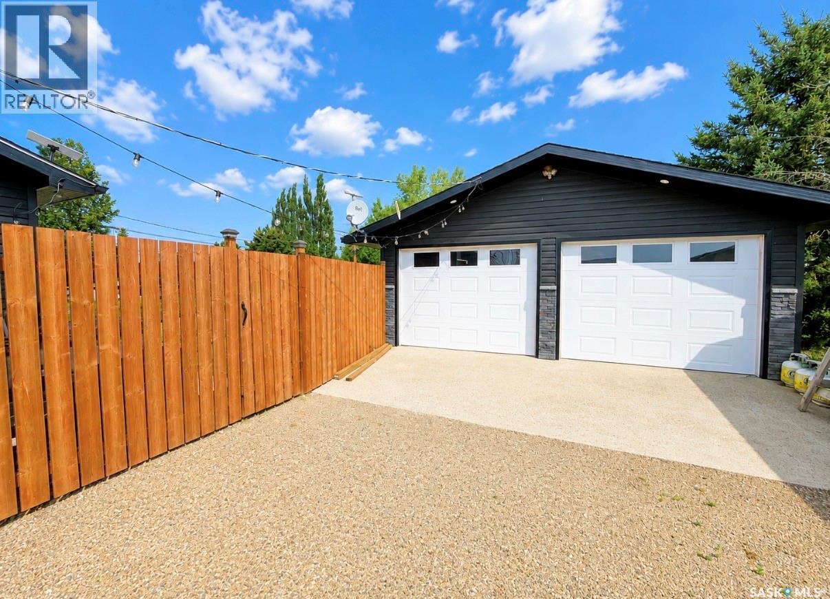 105 5th AVENUE - 29