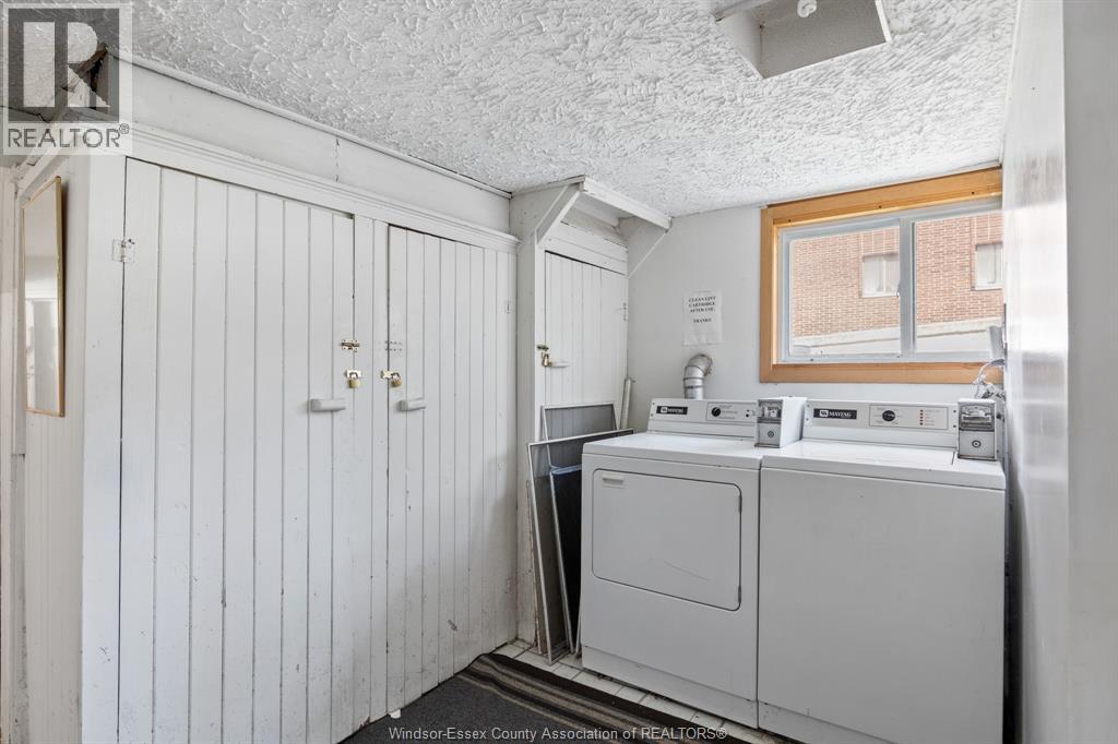 3177 RUSSELL - Image 22