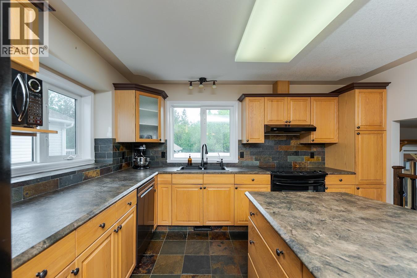 5559 HEYER ROAD, Prince George