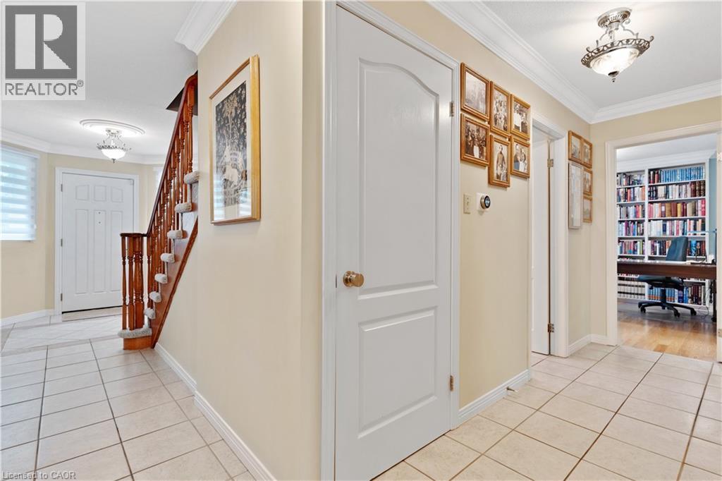 110 GRAND RIDGE Drive - 9