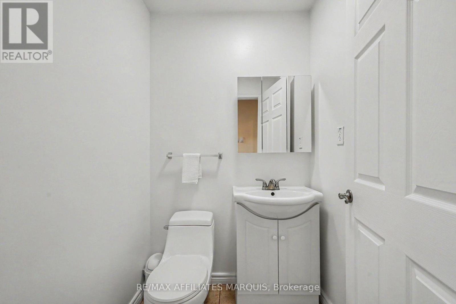 428 JOHNSTON ROAD - Image 13