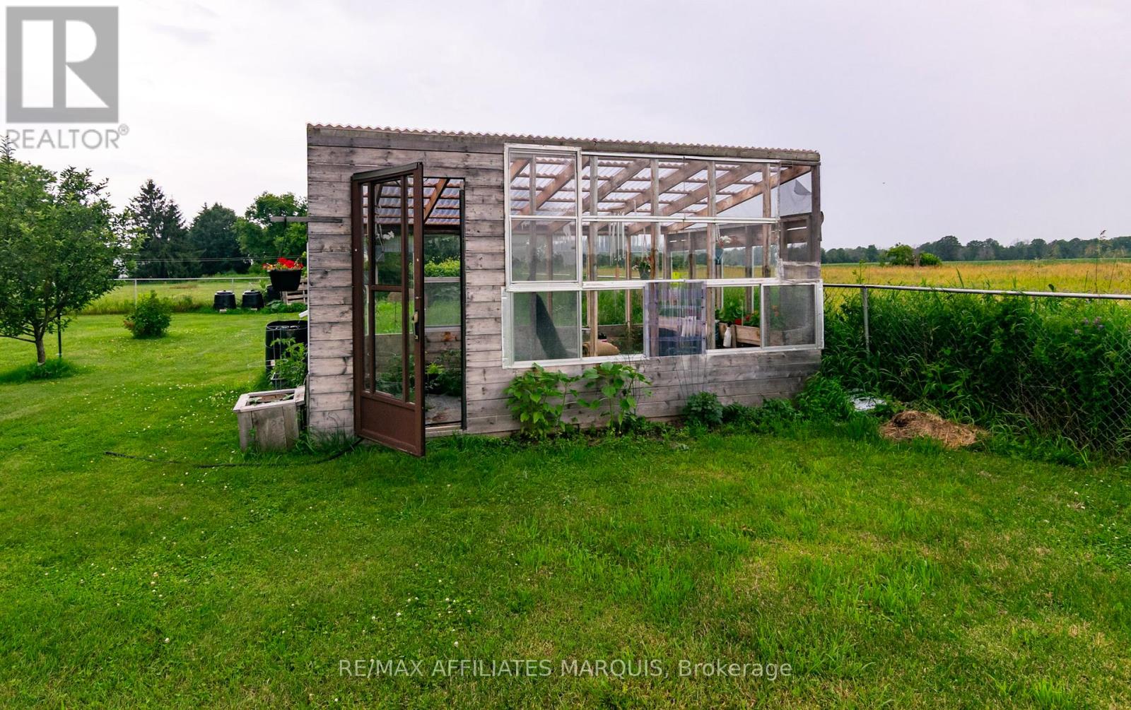 428 JOHNSTON ROAD - Image 33